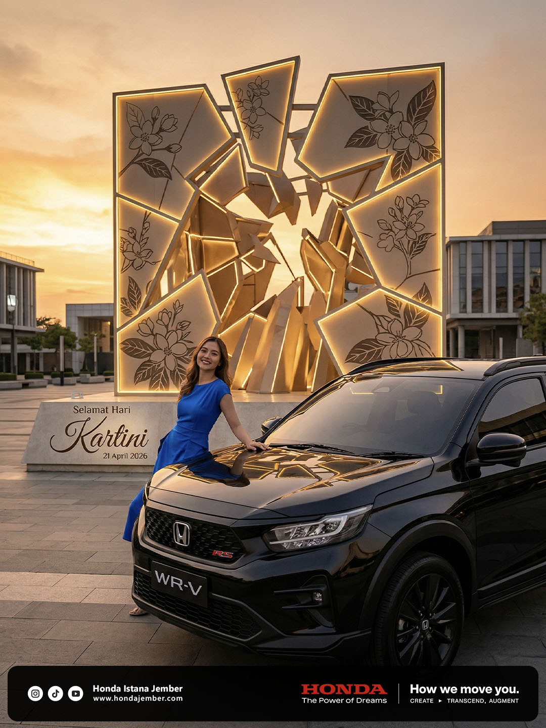 Seorang wanita berpose bersama Honda WR-V