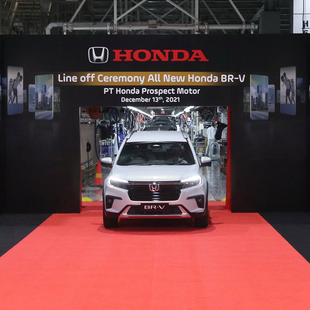 Line Off Ceremony All New Honda BR-V